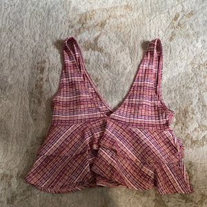 FOREVER 21 - sleeveless crop top